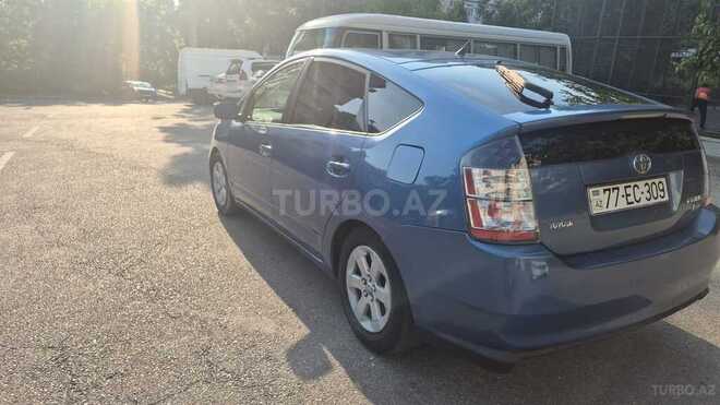 Toyota Prius-3