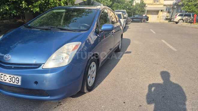 Toyota Prius-5