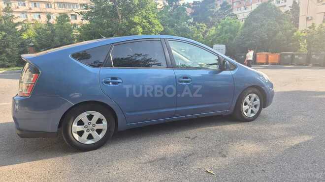 Toyota Prius-2
