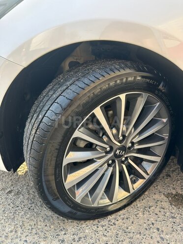 Kia K7-7