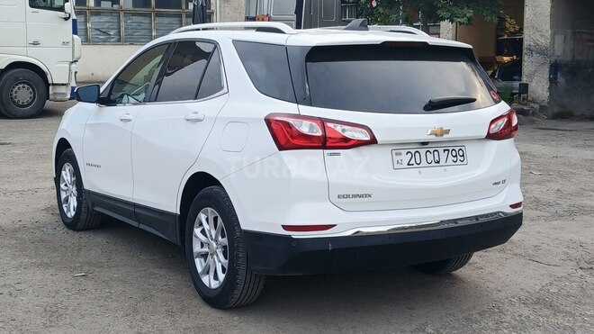 Chevrolet Equinox-5