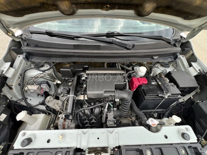 Mitsubishi Attrage-10