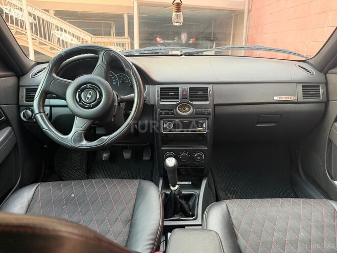 LADA (VAZ) Priora-8