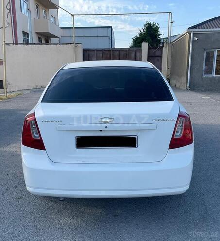 Chevrolet Lacetti-8