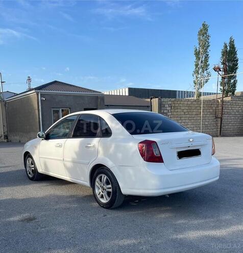 Chevrolet Lacetti-7