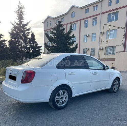 Chevrolet Lacetti-10