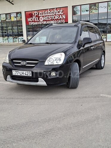 Kia Carens-2