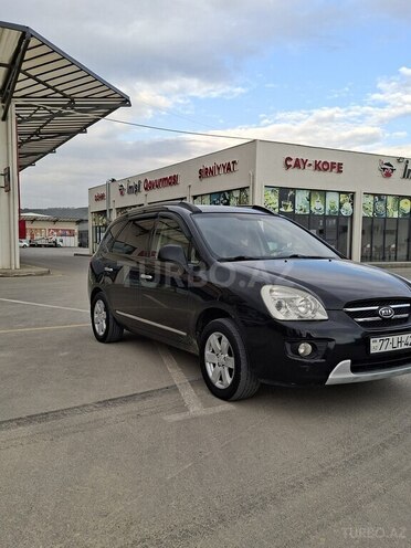 Kia Carens-6