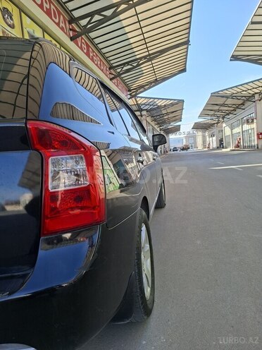 Kia Carens-14