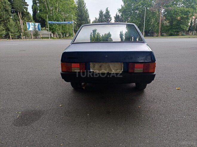 LADA (VAZ) 21099-2