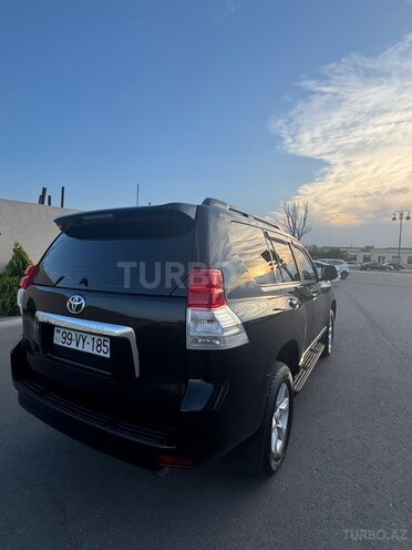 Toyota Land Cruiser Prado-6
