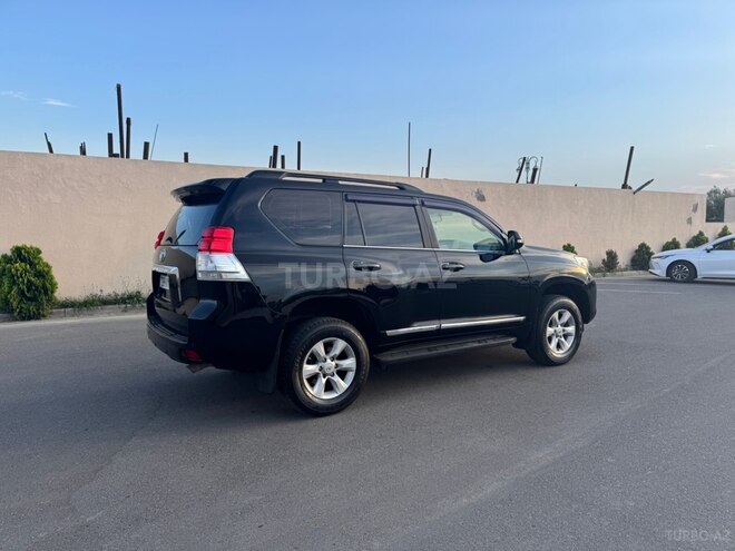 Toyota Land Cruiser Prado-11