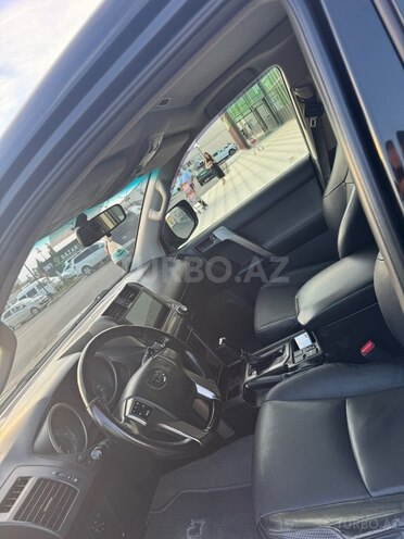 Toyota Land Cruiser Prado-7