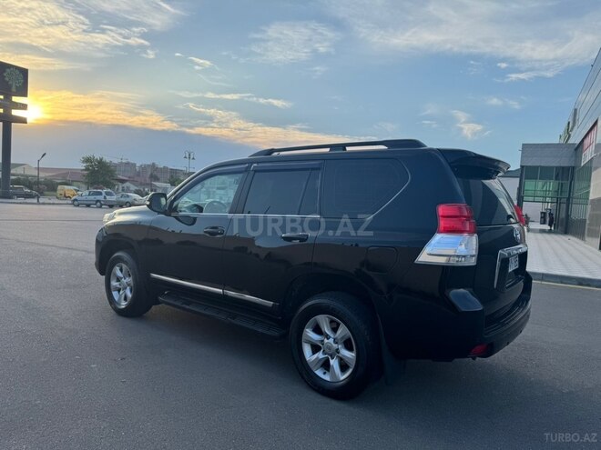 Toyota Land Cruiser Prado-9