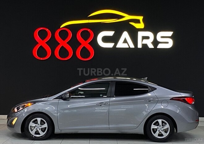 Hyundai Elantra-6