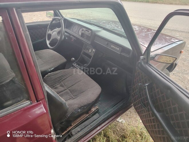LADA (VAZ) 2107-10