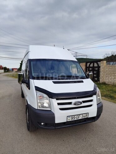 Ford Transit-1