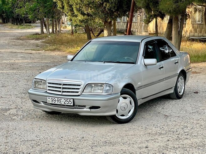 Mercedes C 220-2