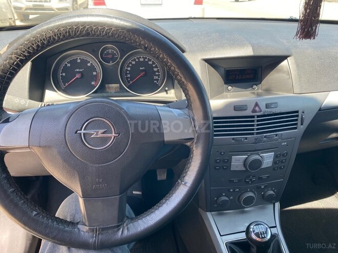 Opel Astra-10