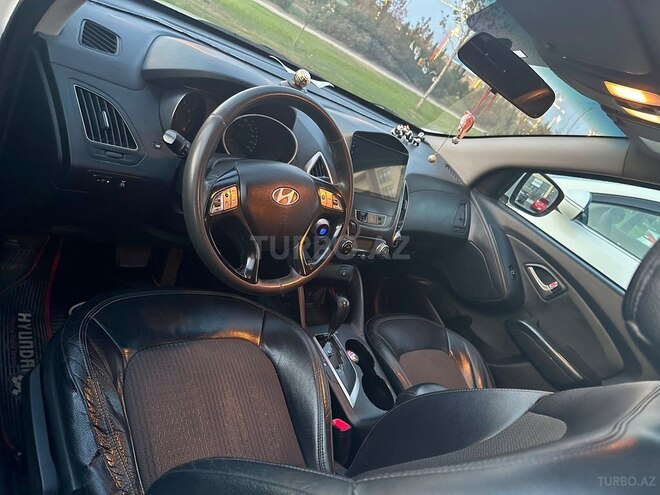 Hyundai ix35-6