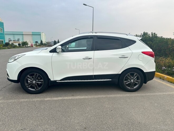 Hyundai ix35-4