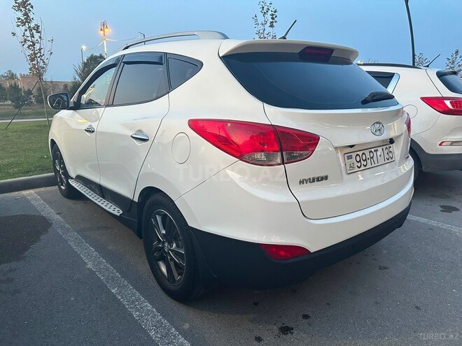 Hyundai ix35-15