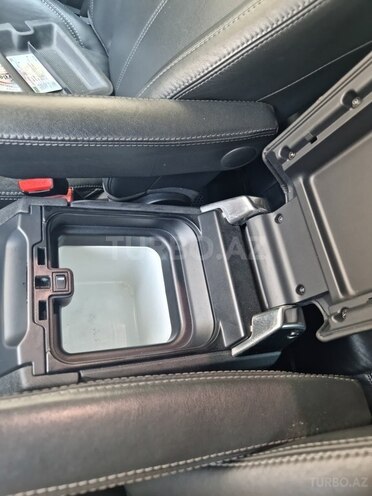Land Rover Discovery-16