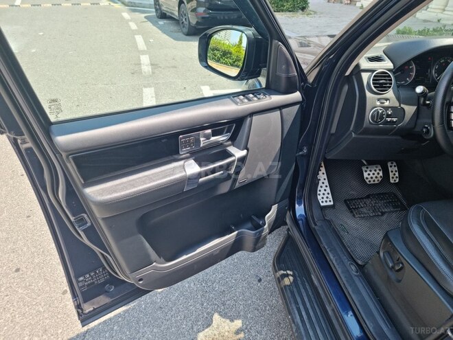 Land Rover Discovery-11