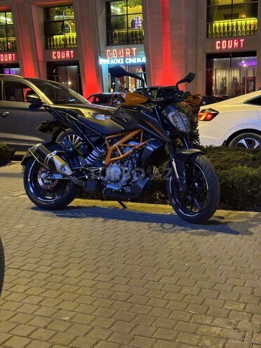 KTM 390 Duke-2