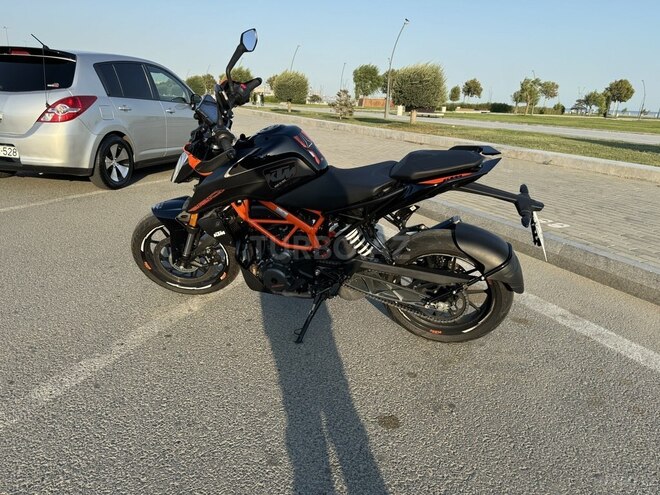 KTM 390 Duke-3
