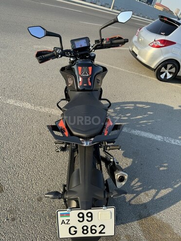 KTM 390 Duke-6