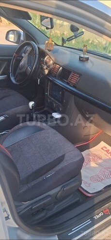 Opel Vectra-10