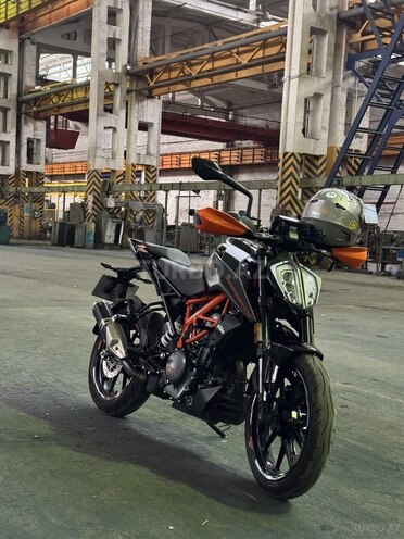 KTM 390 Duke-1