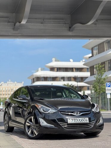 Hyundai Elantra-1