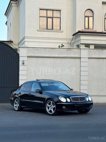 Mercedes E 200-3