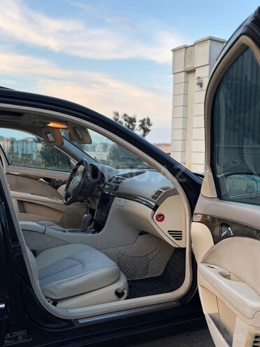 Mercedes E 200-9