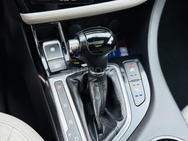Kia Optima-16