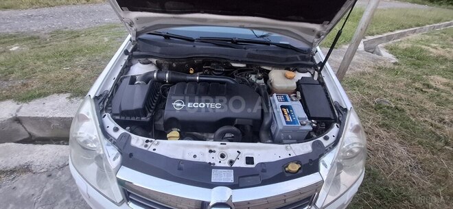 Opel Astra-11
