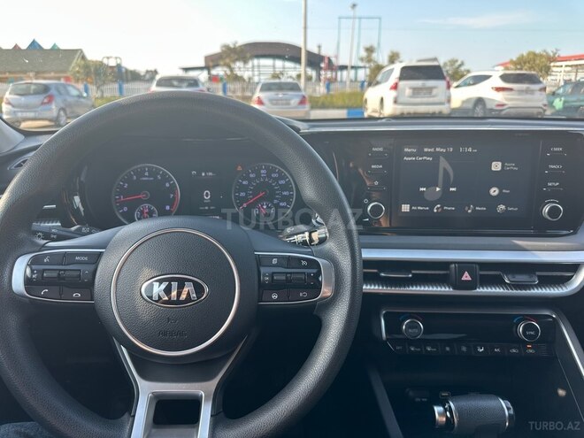 Kia K5-6