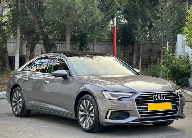 Audi A6-4