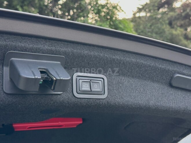 Audi A6-20