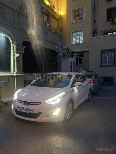 Hyundai Avante-1