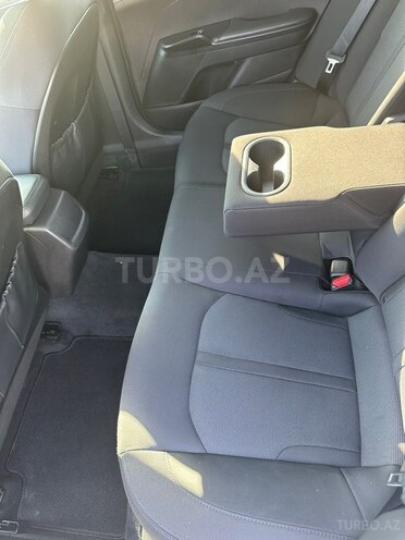 Kia K5-12