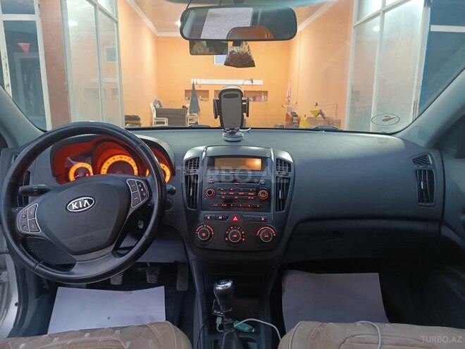 Kia Ceed SW-8