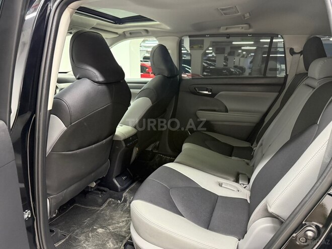 Toyota Highlander-10