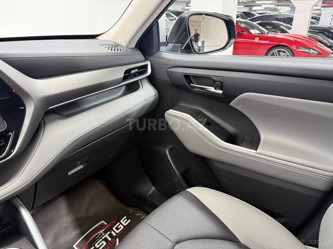 Toyota Highlander-9