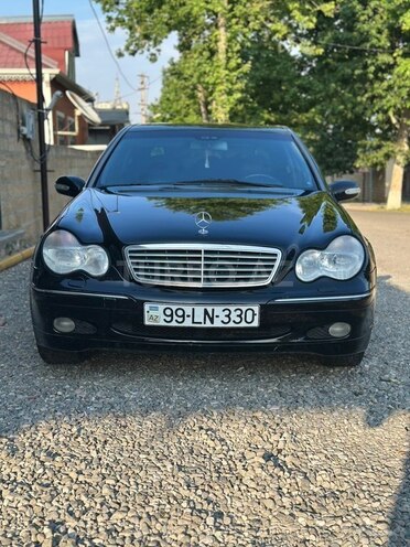 Mercedes C 230-1