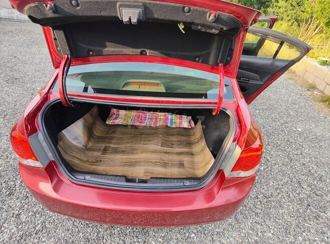 Chevrolet Cruze-7