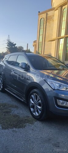 Hyundai Santa Fe-15
