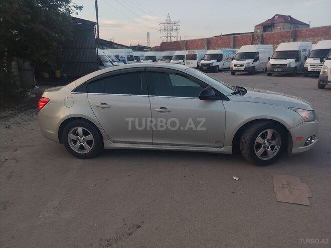 Chevrolet Cruze-8